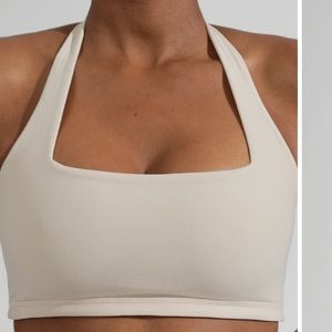 NWT Buffbunny Revolution Halter Sports Bra Sz XS in stardust